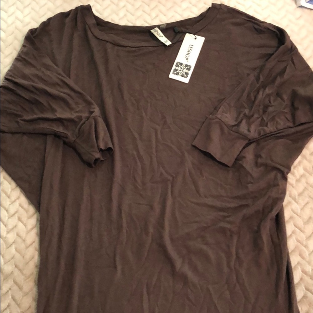 3/4 sleeve shirt